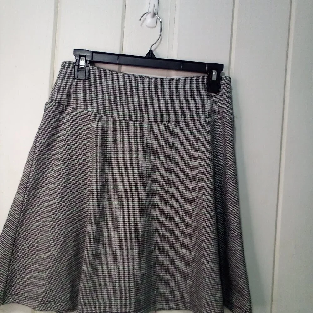 Loft Skirt Women XS A-Line Short Plaid Classic Black Green